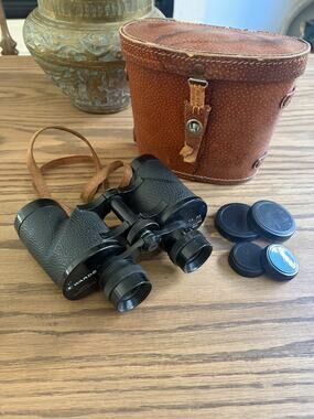 Vintage Wards 7x35 Coated Optics Full-Size Binoculars 67-7019 Leather Case